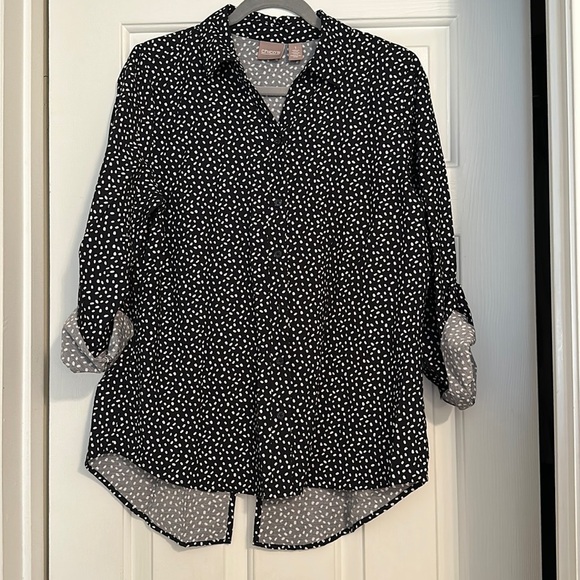 Chicos size 1 navy white dot roll tab sleeve button down back slit medium - Picture 1 of 3